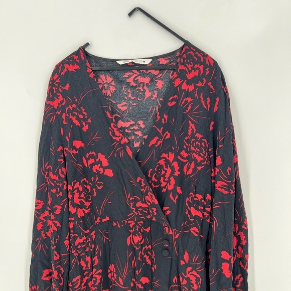 Zara Black Red Floral Rose Wrap Front High Slit Midi Dress - Picture 4 of 9